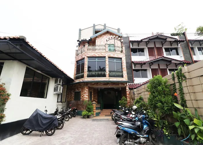 Hotel Alamanda Jakarta
