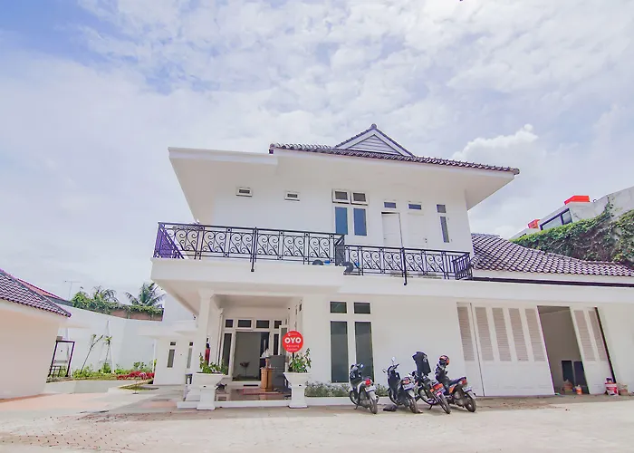 OYO 90342 Kemang Garden Hotel Jakarta